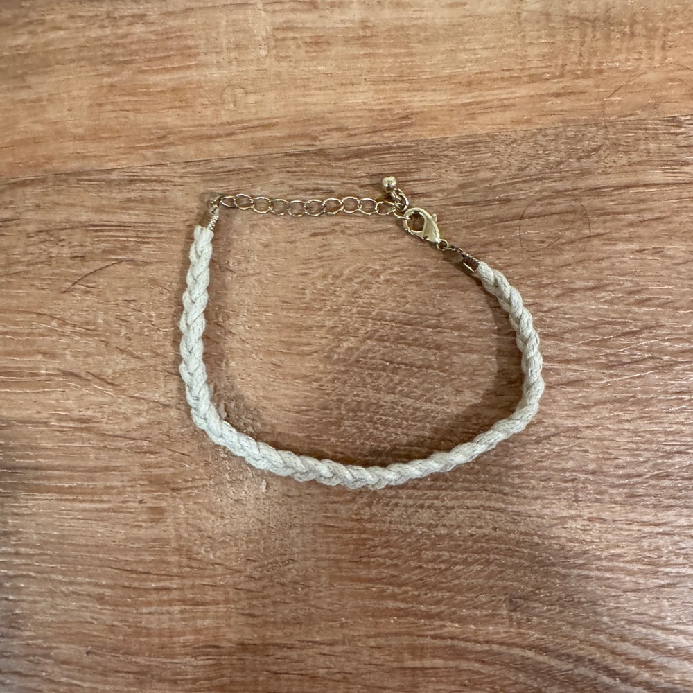 Elegant Braided Bracelet in Cream and Gold toned​​​